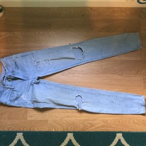 American eagle ripped jeans